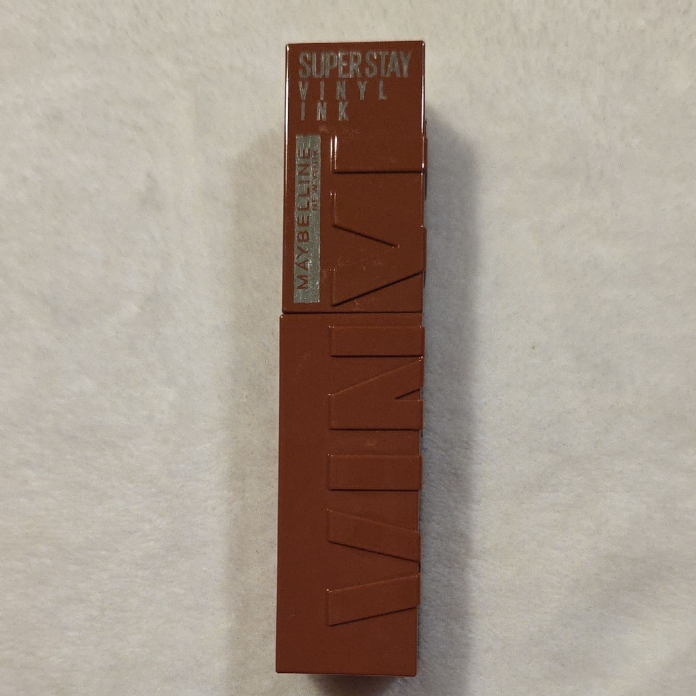 Maybelline SuperStay Vinyl Ink in Warm Brown